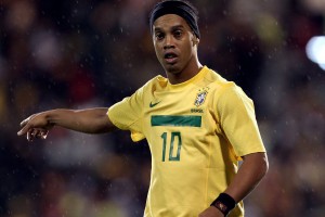 米兰体育登陆-76人主场新灯光系统首次启用获得一致好评，76人主场球衣